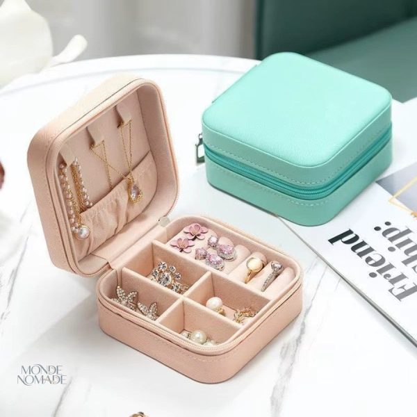 Rangement à bijoux design, parfait pour les vacances