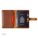 Porte-passeport en cuir, design moderne et fonctionnel