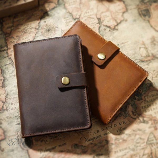 Étui en cuir pour passeport, style et durabilité