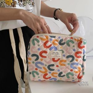 Trousse de toilette femme faite main, design pratique