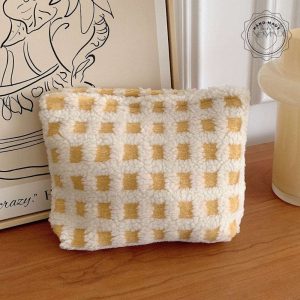 Grande trousse de toilette femme originale et fonctionnelle