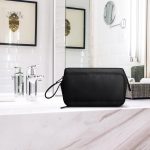 Organisateur de toilette pour homme élégant