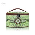 Style bohème pour un petit vanity chic et fonctionnel