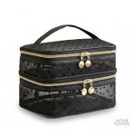 Vanity esthétique pour femme, design cœurs