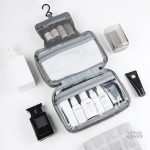Petite trousse de toilette pour organisation facile en voyage