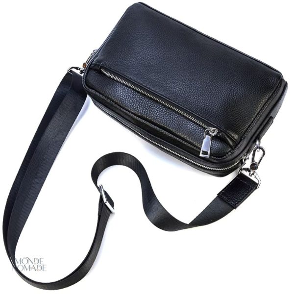 Pochette homme cuir pour un voyage organisé