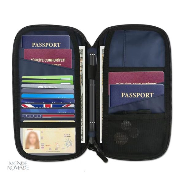 Pochette polyvalente pour billets et informations de voyage