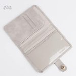 Accessoire de voyage, porte-passeport en cuir féminin