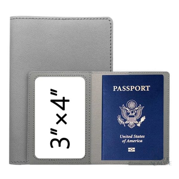 Format compact pour un protège-passeport en cuir