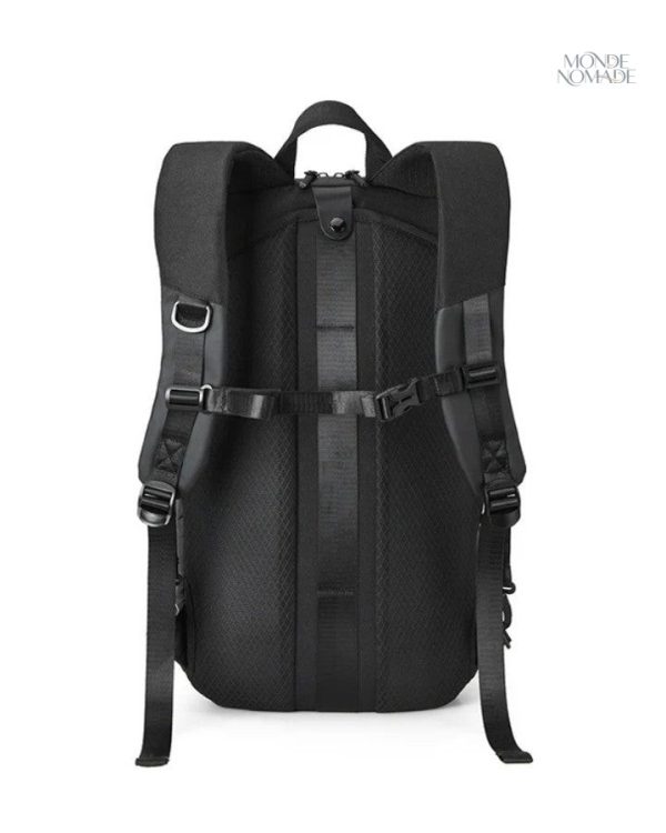 Sac à dos conçu pour un rangement optimal des chaussures