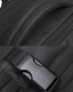 Sac à dos de voyage avec des poches supplémentaires