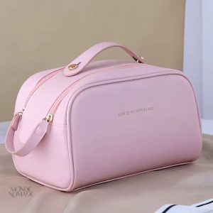 Sac de toilette femme élégant et pratique pour le voyage