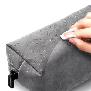 Trousse compacte pour voyager avec ses accessoires tech