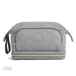 Trousse de toilette compacte et fonctionnelle