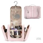 Trousse de toilette suspendue spacieuse et fonctionnelle