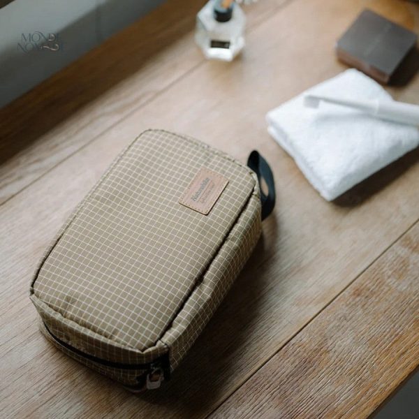 Trousse de toilette avec rangement optimisé