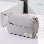 Accessoire de voyage dépliante pour cosmétiques et soins
