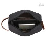 Trousse de toilette en toile légère et fonctionnelle