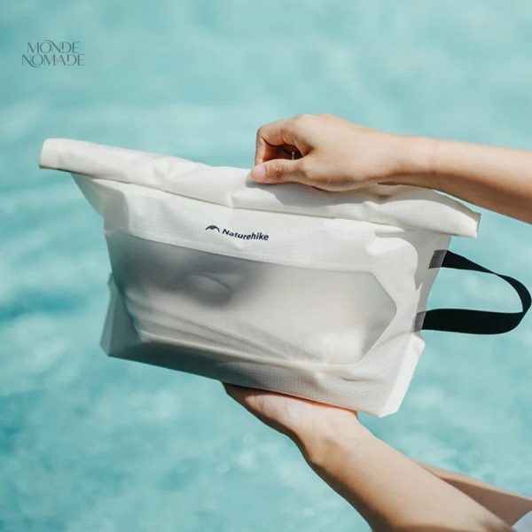 Trousse de toilette compacte et étanche