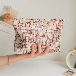 Accessoire femme, trousse toilette handmade originale