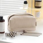 Trousse de toilette femme pour voyage pratique et élégante