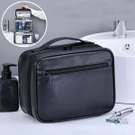 Accessoire de voyage : trousse de toilette pour homme