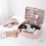 Accessoire de voyage pour maquillage et soins