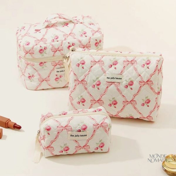 Trousse de beauté fleurie et nœuds délicats