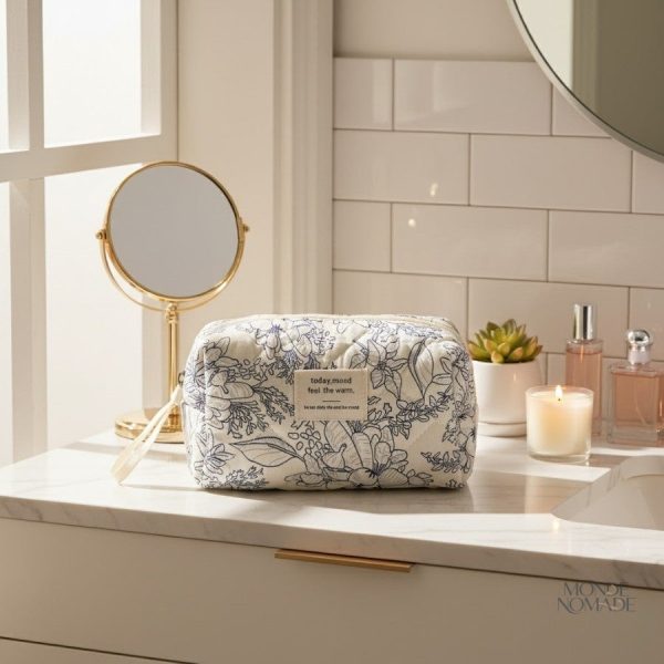 Trousse à cosmétiques avec motifs végétaux et fruity