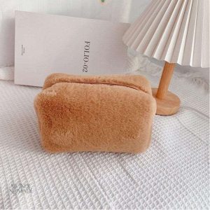 Trousse de toilette élégante en moumoute