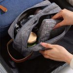 Trousse de toilette compacte idéale pour les déplacements