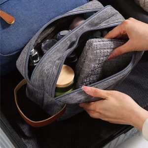 Trousse de toilette compacte idéale pour les déplacements