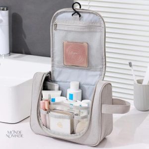 Trousse de toilette suspendue femme