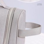 Trousse de toilette design suspendu pour un rangement facile