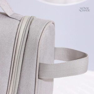 Trousse de toilette design suspendu pour un rangement facile