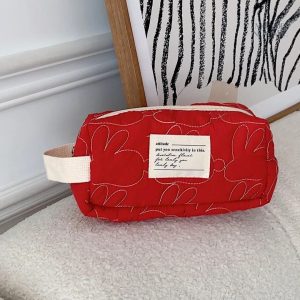 Toilettes tendance pour un rangement optimal en voyage