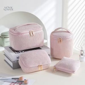 Trousse de voyage élégante en velours côtelé