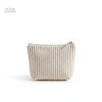 Trousse de maquillage au style côtelé féminin