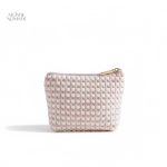 Trousse de toilette moderne en velours