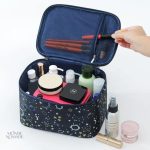 Trousse de maquillage avec design constellation cosmique