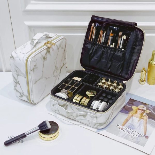 Trousse de maquillage design marbre couleur