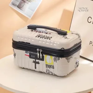 Vanity case compact pour un voyage organisé