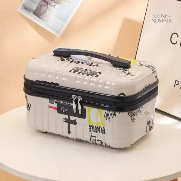 Vanity case compact pour un voyage organisé