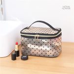 Coque de rangement maquillage transparente cœurs pour accessoires
