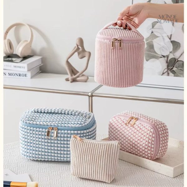 Vanity velours texturé – Rangement esthétique